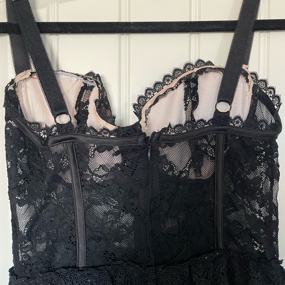Hello Molly LUXE MYSTIQUE LACE MAXI DRESS - Picture 6 of 8